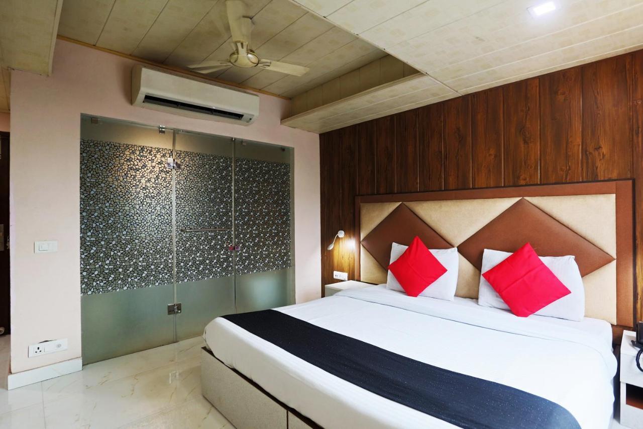 Capital O 23188 Glory Villa New Delhi Extérieur photo